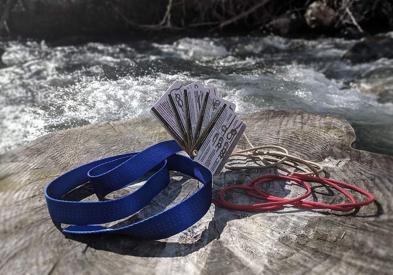 Knot Tying Kit - Outdoor Knots Pocket Guide with Webbing & Paracord for Camping, Backpacking, Scouting | Perfect for Beginners