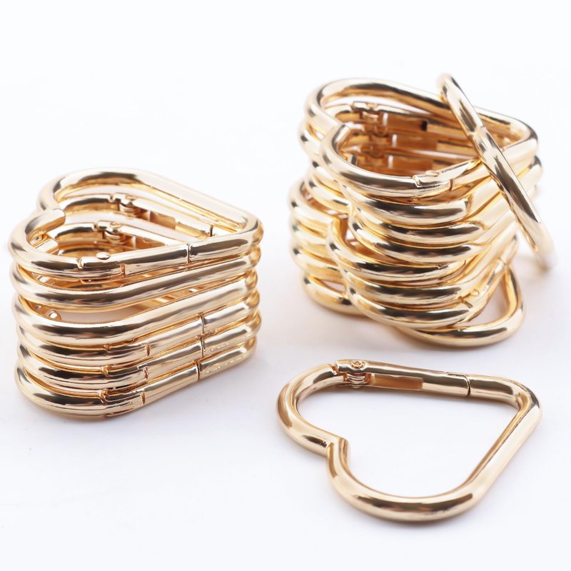 MOTOFITOOL 16-Pack Gold Heart Carabiner Clips, Cute Keychain Accessories for Backpacks & Hiking Gear, Aluminum Alloy Spring Snap Hook(Lightweight, Bulk Value Set)