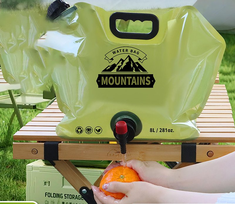 Outdoor Water Bag with Faucet, 2 Pcs Random Color 8 L(281 oz) Thick PE Folding Camping Water Bag for Outdoors (2)