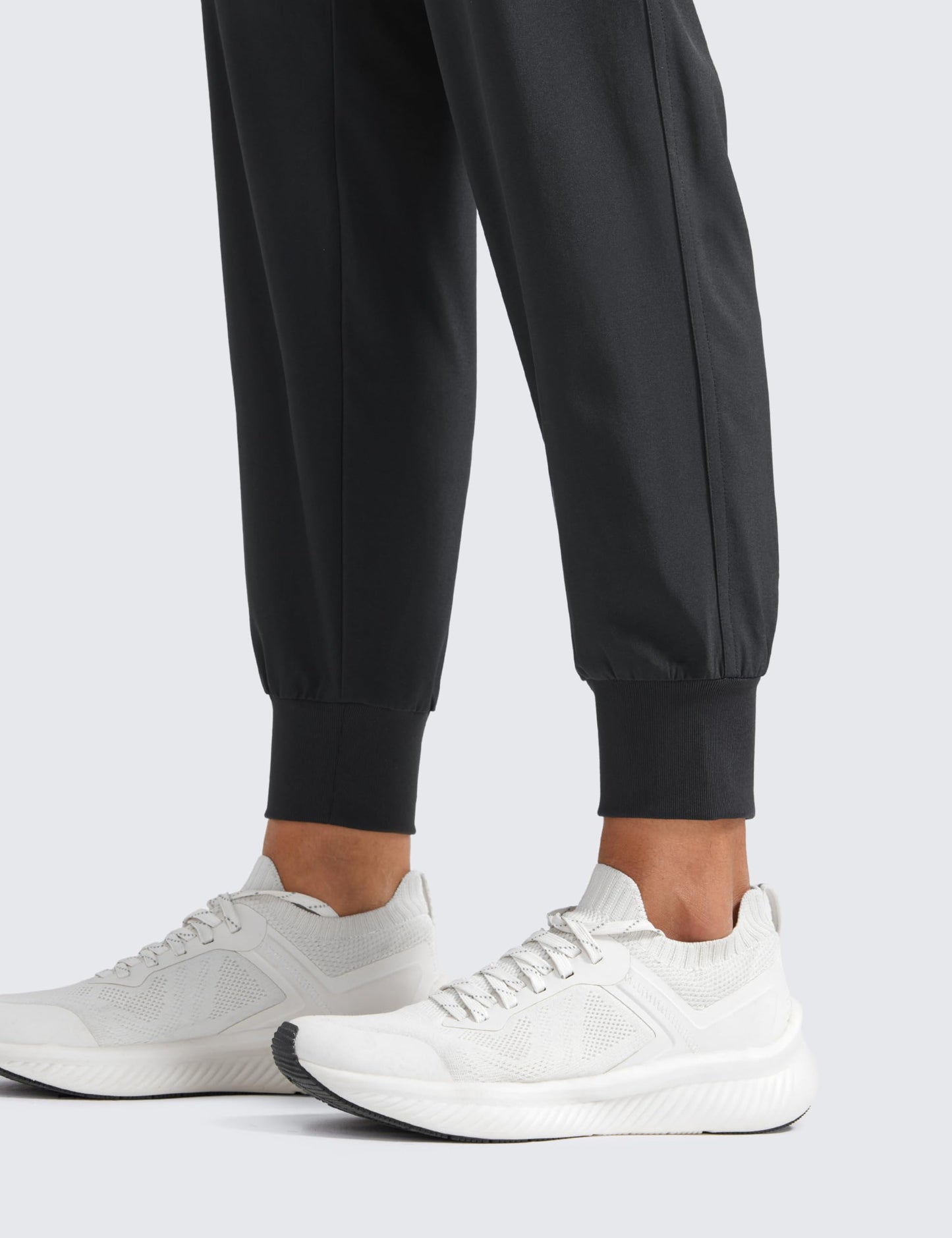 CRZ YOGA Women's Lightweight Workout Joggers 27.5" - Travel Casual Outdoor Running Athletic Track Hiking Pants with Pockets Black Medium