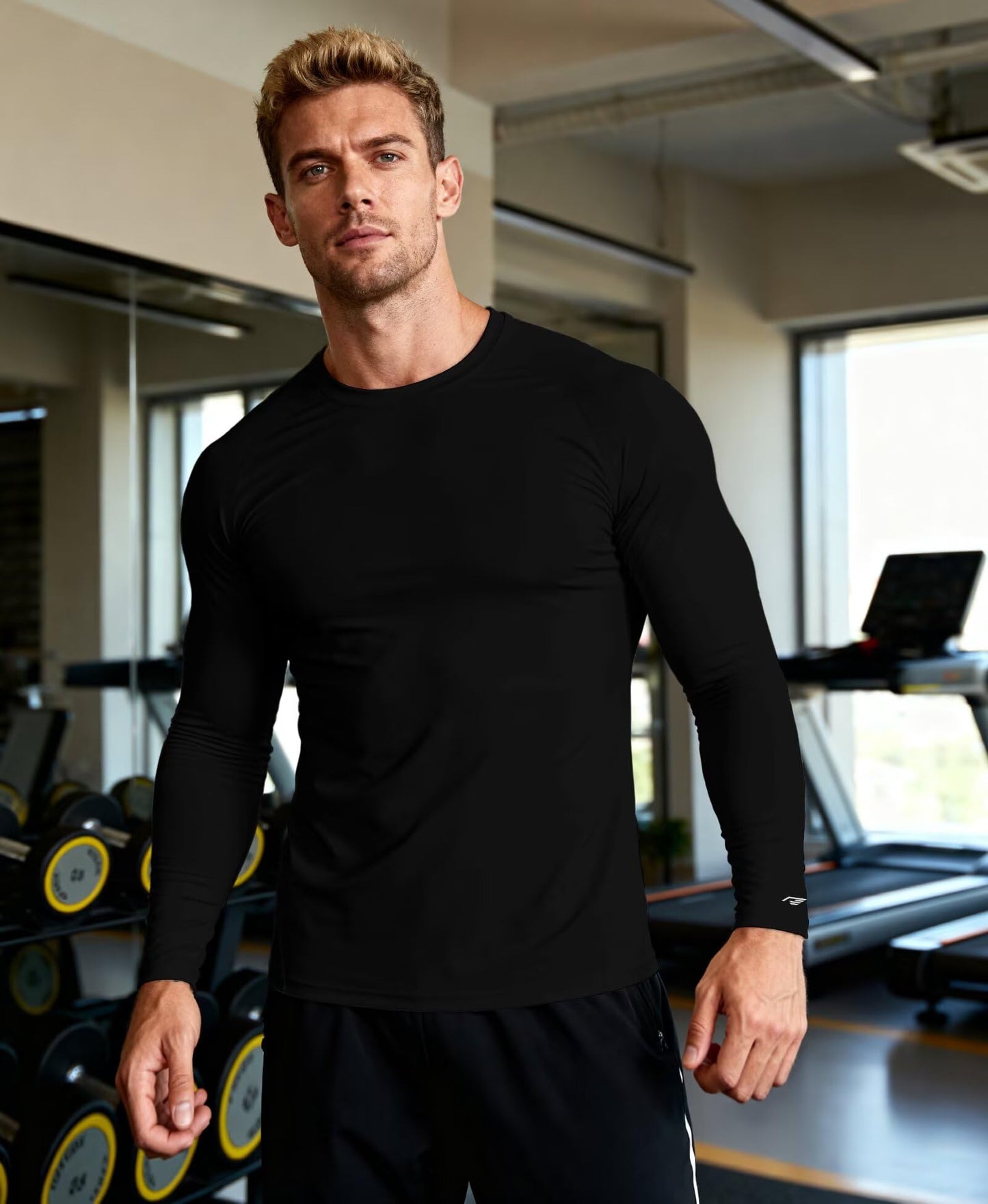 RGJU Long Sleeve Athletic Shirt Men Slim Fit Outdoor Running Thermal Crewneck Tops Base Layer T-Shirt Moisture Wicking(Black,M)