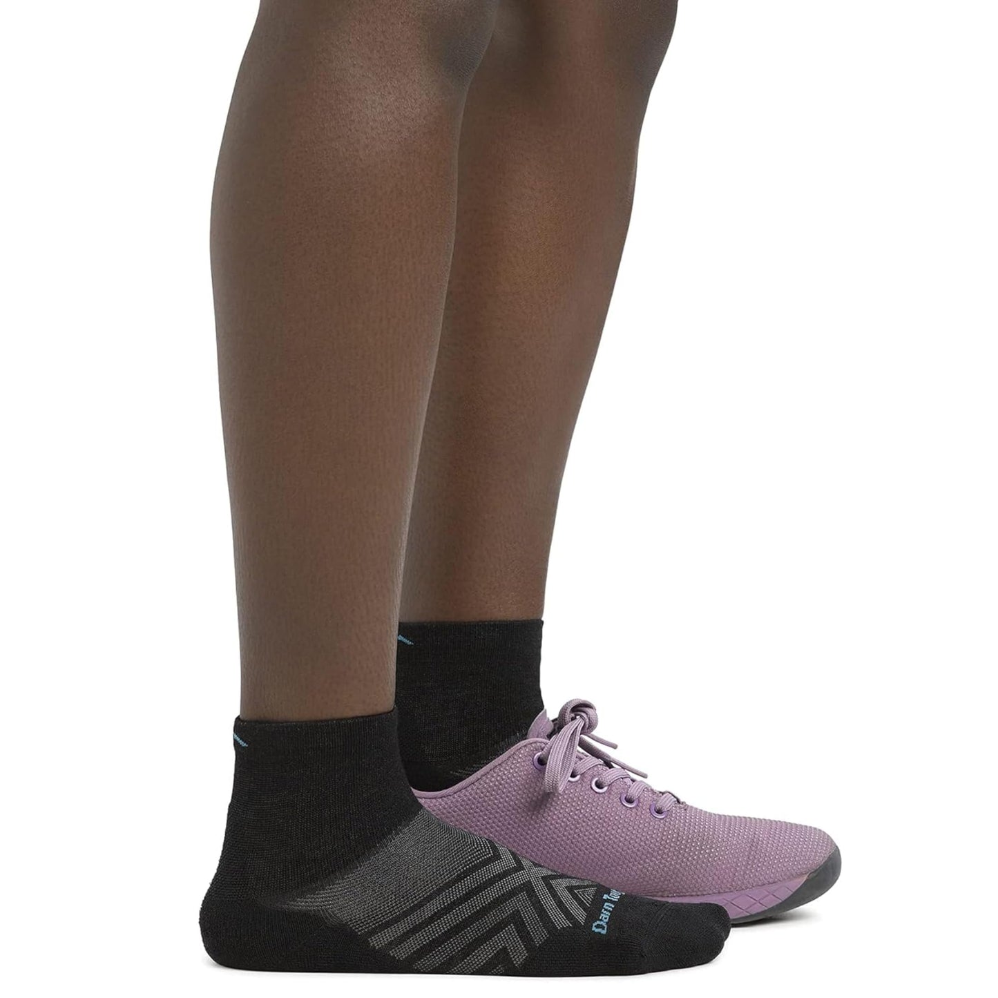 Darn Tough Women's 1/4 Ultra-Lightweight Run Sock (Style 1044) - Lavander, Small