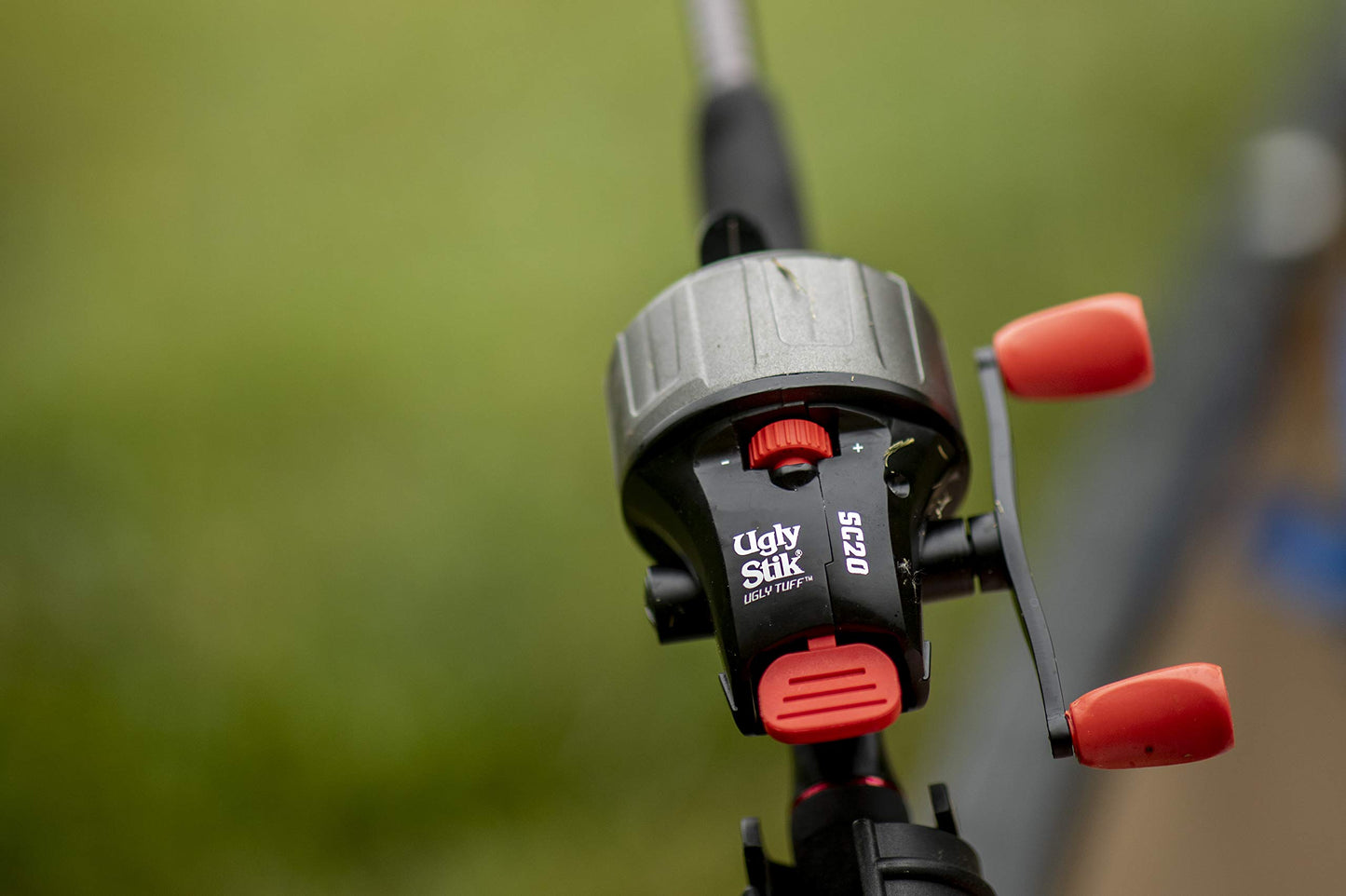 Ugly Stik Ugly Tuff Spincast Spincast Reel, Size 20, 3 Stainless Steel Ball Bearing System, Teflon Twin Cam Drag, Max of 14lb | 6.4kg, Black