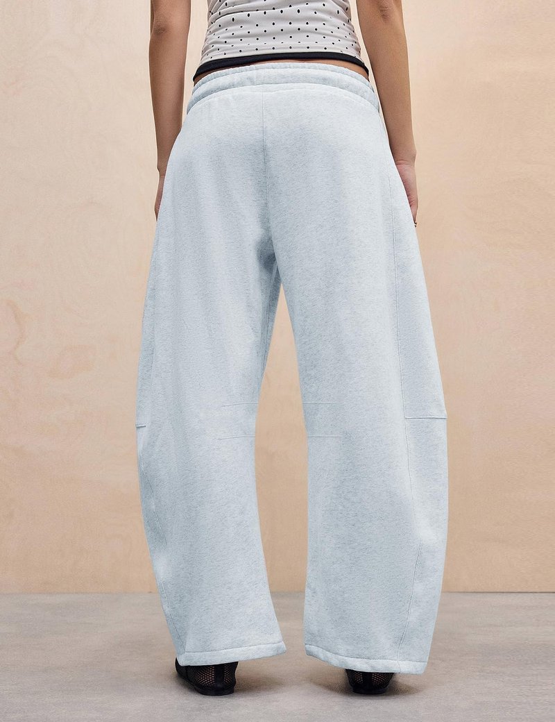 HeSaYep Women's Barrel Leg Sweatpants Drawstring Wide Leg Lounge Pants Baggy Casual Cotton Sweat Pants with Pockets,White Grey M