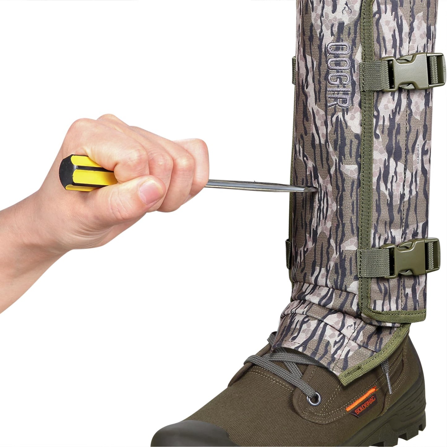 QOGIR Snake Gaiters for Hunting: Durable Snake Guards, Snake Gaiter Leggings for Men & Women, Snake Bite Protection for Lower Legs, Snake Proof Gaiters with Adjustable Size (Tree Camo)