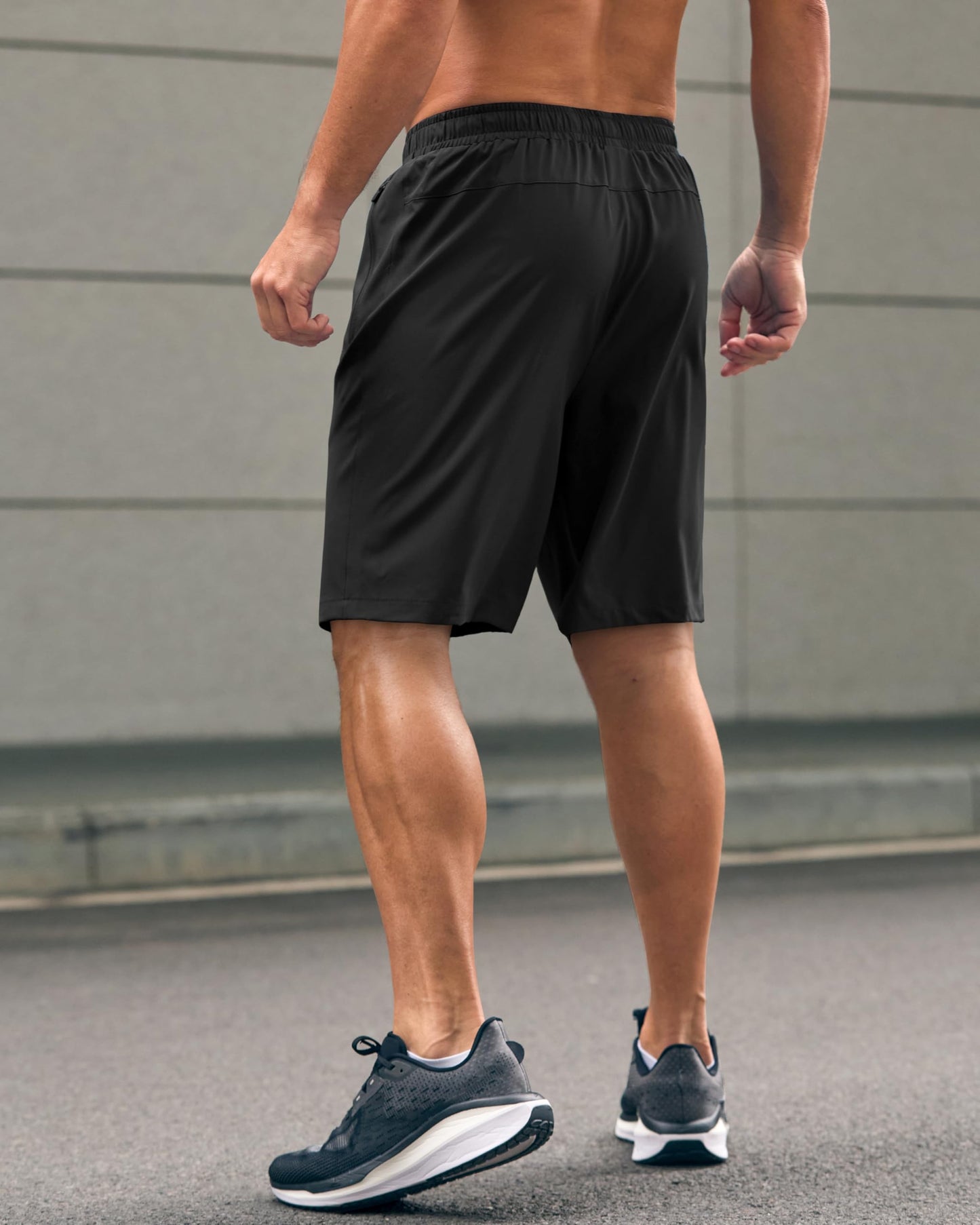 G Gradual Men's Athletic Running Shorts with Zipper Pockets Quick Dry 7"/ 5"/ 9" Workout Gym Shorts for Basketball Hiking(Black,9L)