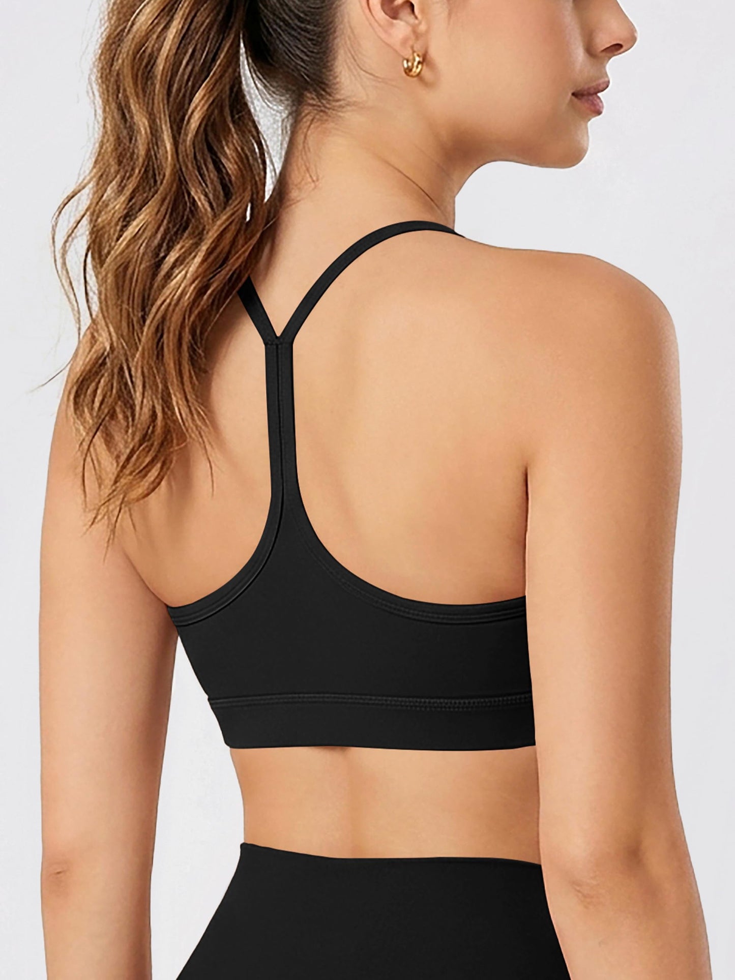 ODODOS Cloud Feeling Y Racerback Sports Bra for Women Wirefree Padded Strappy Yoga Bra, Black, X-Large