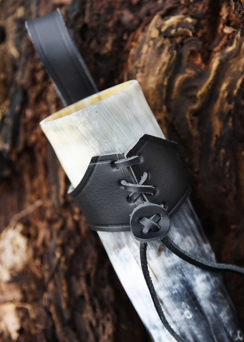 Battle-Merchant Leather Horn Holder Cowhide Belt Holster with Lacing Viking LARP Reenactment Black, Large – fits horns approx. 14–20 fl oz