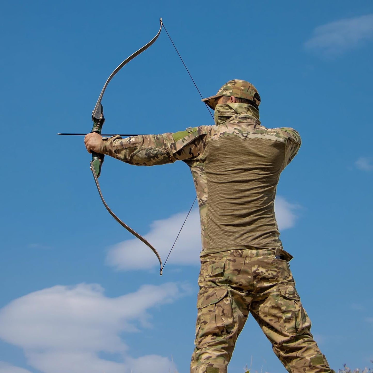 Archery 60" Recurve Bow and Arrow Set - 30-50lbs Right Hand Wooden Bow for Outdoor Hunting & Practice | Beginner Kit