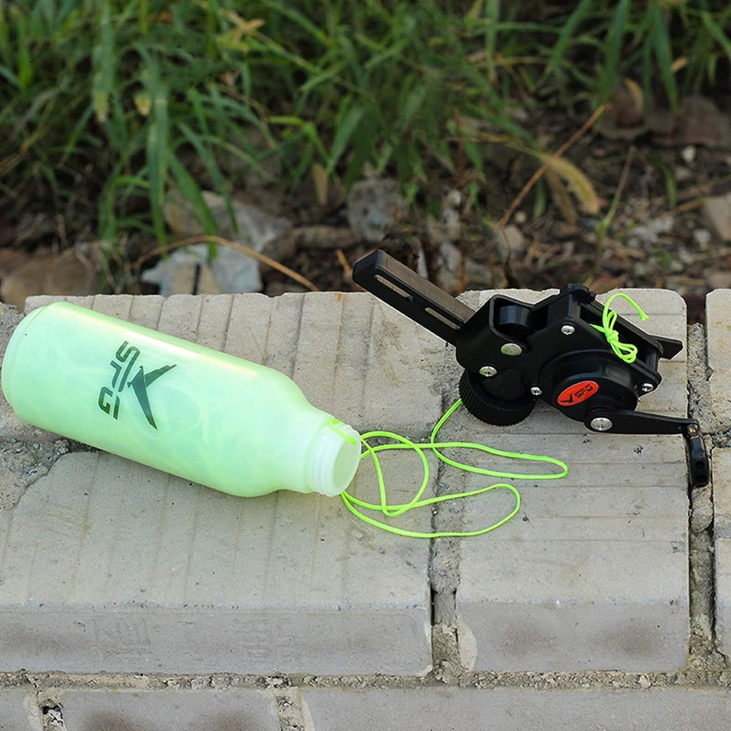 Bowfishing Reel Kit - Complete Archery Bow Fishing Set with Fiberglass Arrows | Durable Accessories for Anglers