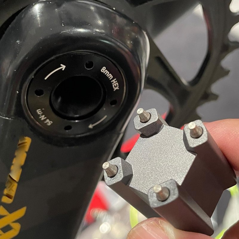 ATUECHUE Dub Cap and Remove Tool for SRAM BB30, Portable Bike Crank Arm Cover Remover Tool Compatible with SRAM Dub Self- extracting Crankset Arm Cap, Non-Round Design Easy Insertion
