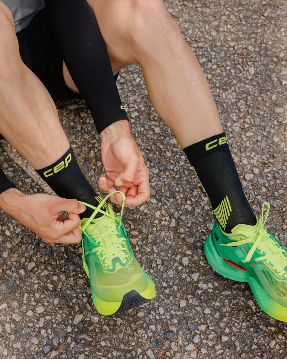 CEP Core Run Mid Cut Compression Socks 5.0, Black, Unisex, LG