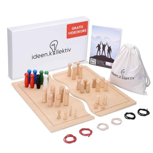 ideen.kollektiv Constellation Board Relationship Board 44 Parts for Coaching Family Constellation systemic Coaching Supervision Facilitation with Manual 34 Figures Many Extras, Made of Wood