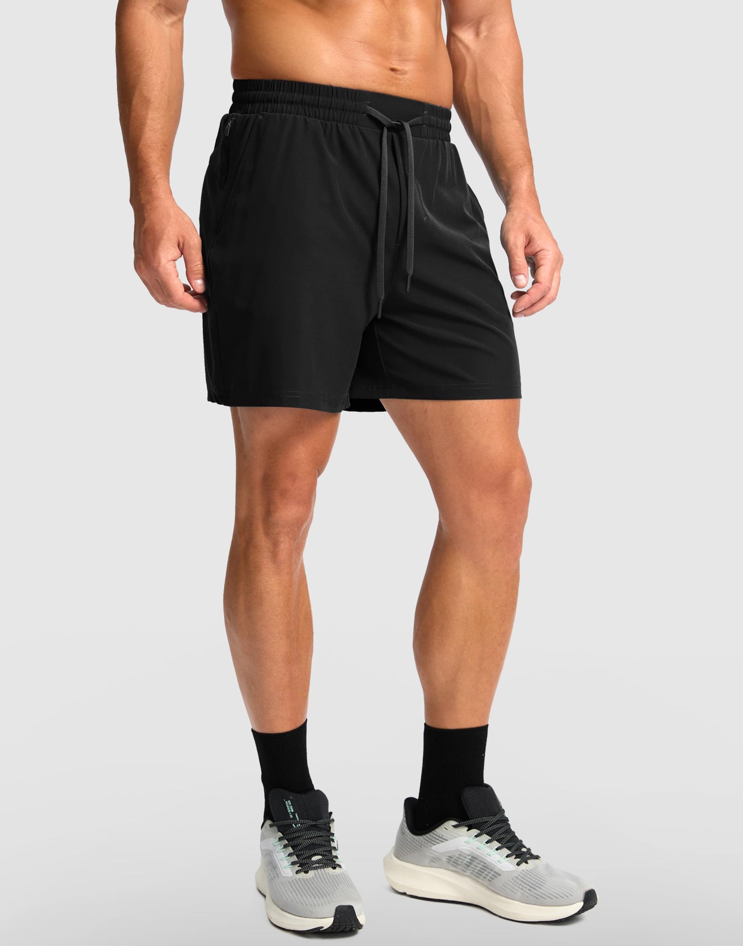 Soothfeel Men's Athletic Running Shorts with Zipper Pocket 5 Inch Quick Dry Tennis Gym Workout Shorts for Men(Black, Medium)