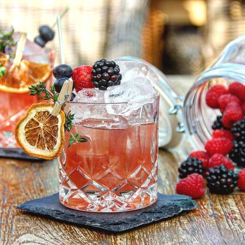 HISTORY COMPANY Men's Bar at the Astor Crystal Whiskey Glass – Best Gift for Bourbon Lovers – 2-Piece Set of Luxury Old Fashioned Tumblers (Gift Box Collection)