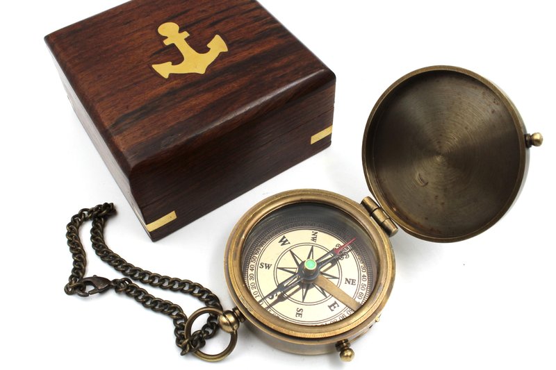 US HANDICRAFTS So You Can Always Find Your Way Back Home Engraved Brass Compass with Wooden Box | Inspirational Gift for Graduation, Birthday, Anniversary, Baptism, Valentine’s Day, Outdoor Adventures
