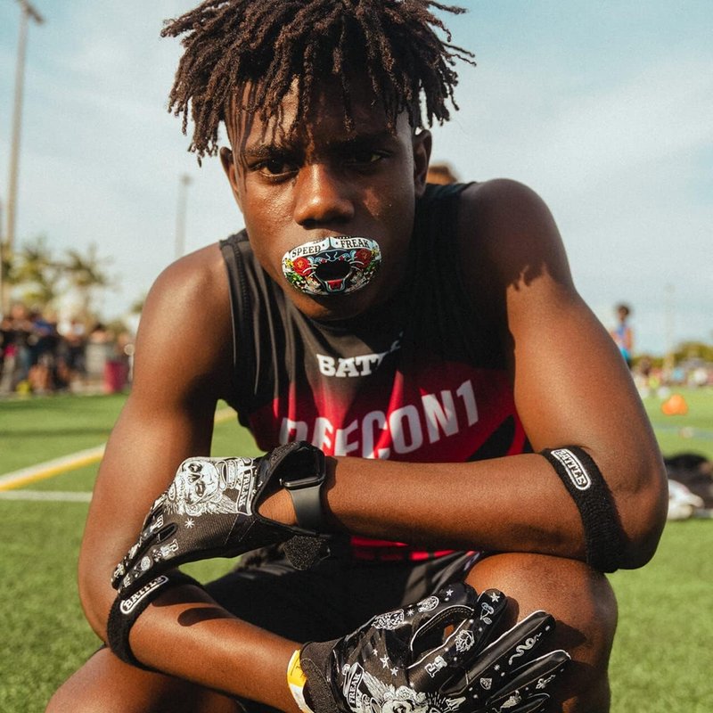 Battle Nightmare Oxygen Football Mouthguard