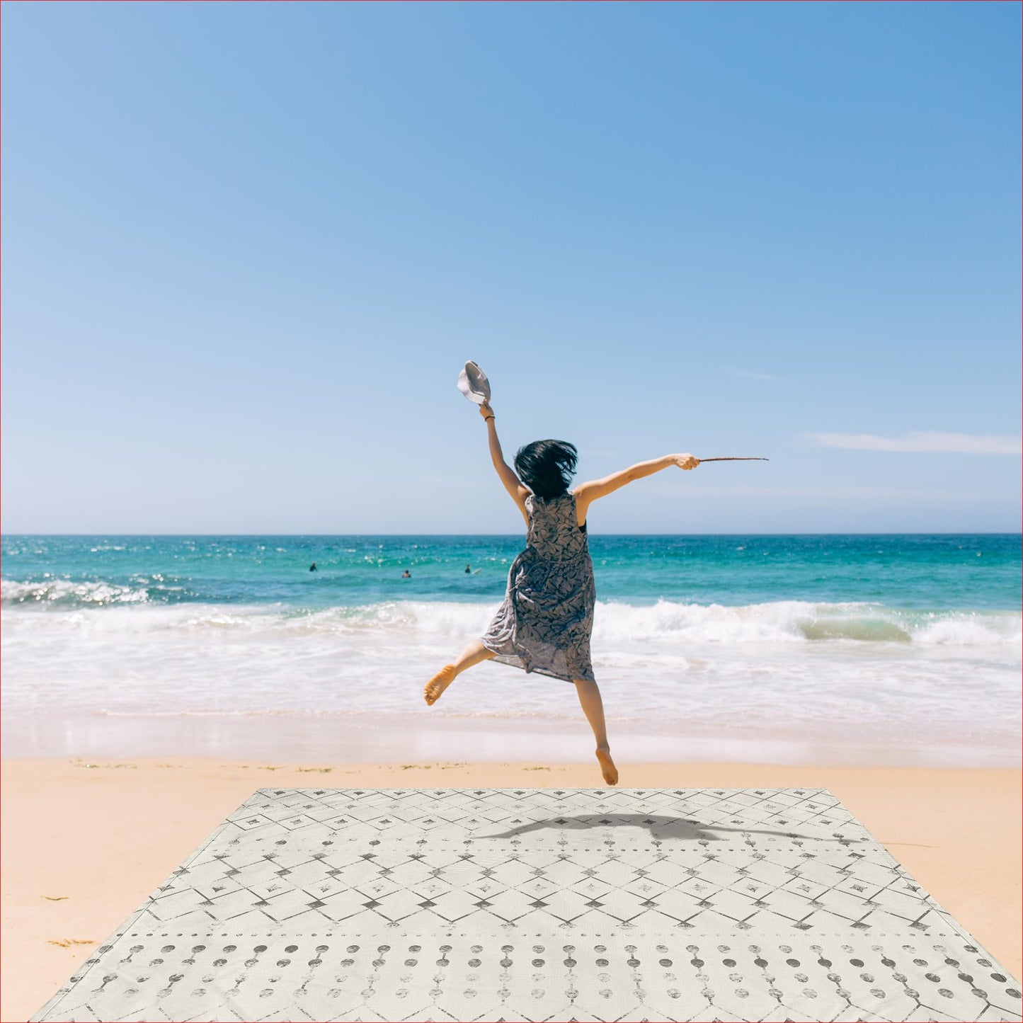 Beach Blanket Waterproof Sandproof, 78"×86" Large Picnic Blankets for 2-4 Adult, Lightweight Quick Dry Polyester Beach Mat for Outdoor, Travel, Camping, Beach Vacation Essentials Must Have Accesorries