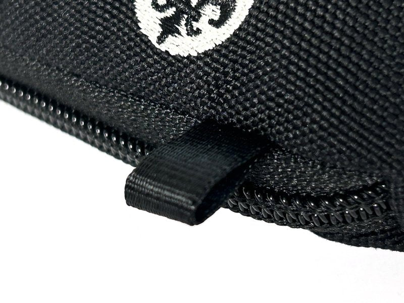 comocome Golf Putter Headcover Blade Style Zipper Closure Synthetic Leather Luxurious Embroidery Lining with Plush Cushion Fits Scotty Cameron Taylormade Odyssey Ping (Black and Baby Skull)