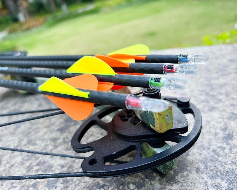 CosiComu GT Lighted Arrow Nocks - LED Knocks with ON/OFF Switch | .246" Diameter | 6-Pack for Hunting