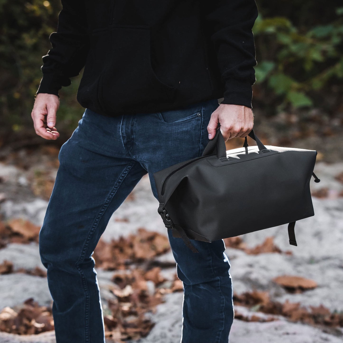 Magpul DAKA Takeout Large 8.88L Tactical Bag All-Purpose Durable Water-Resistant Heavy Duty Zipper Pouch, Black