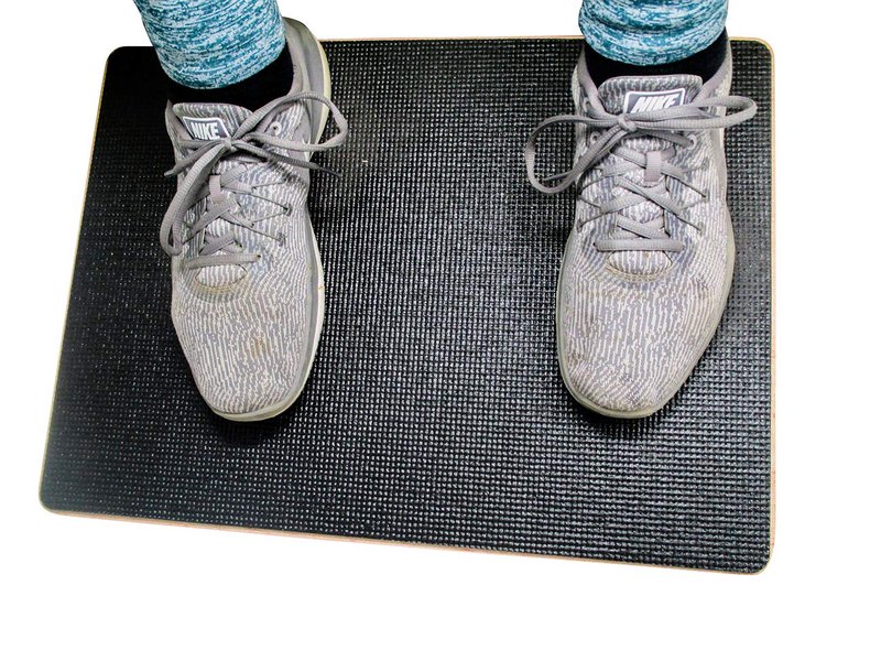 Trademark Innovations 20" Wood Wobble Balance Board Balance Trainer