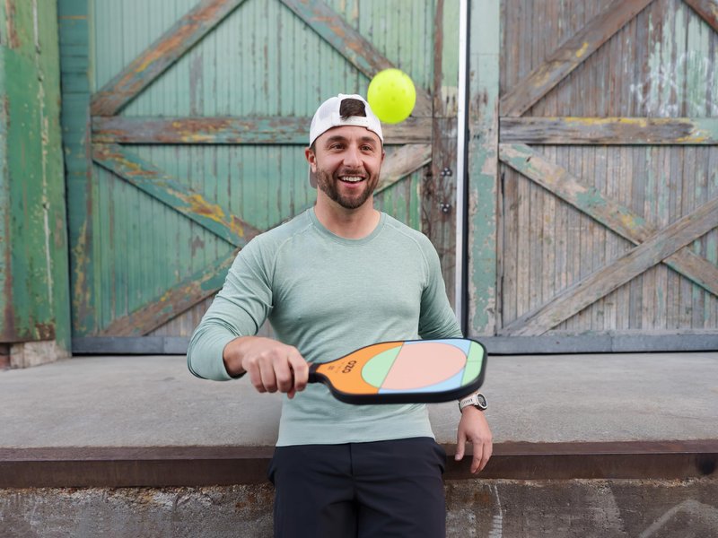 OZO Pickleball - Set of 12 Outdoor Balls, 40 Holes, Injection Mould