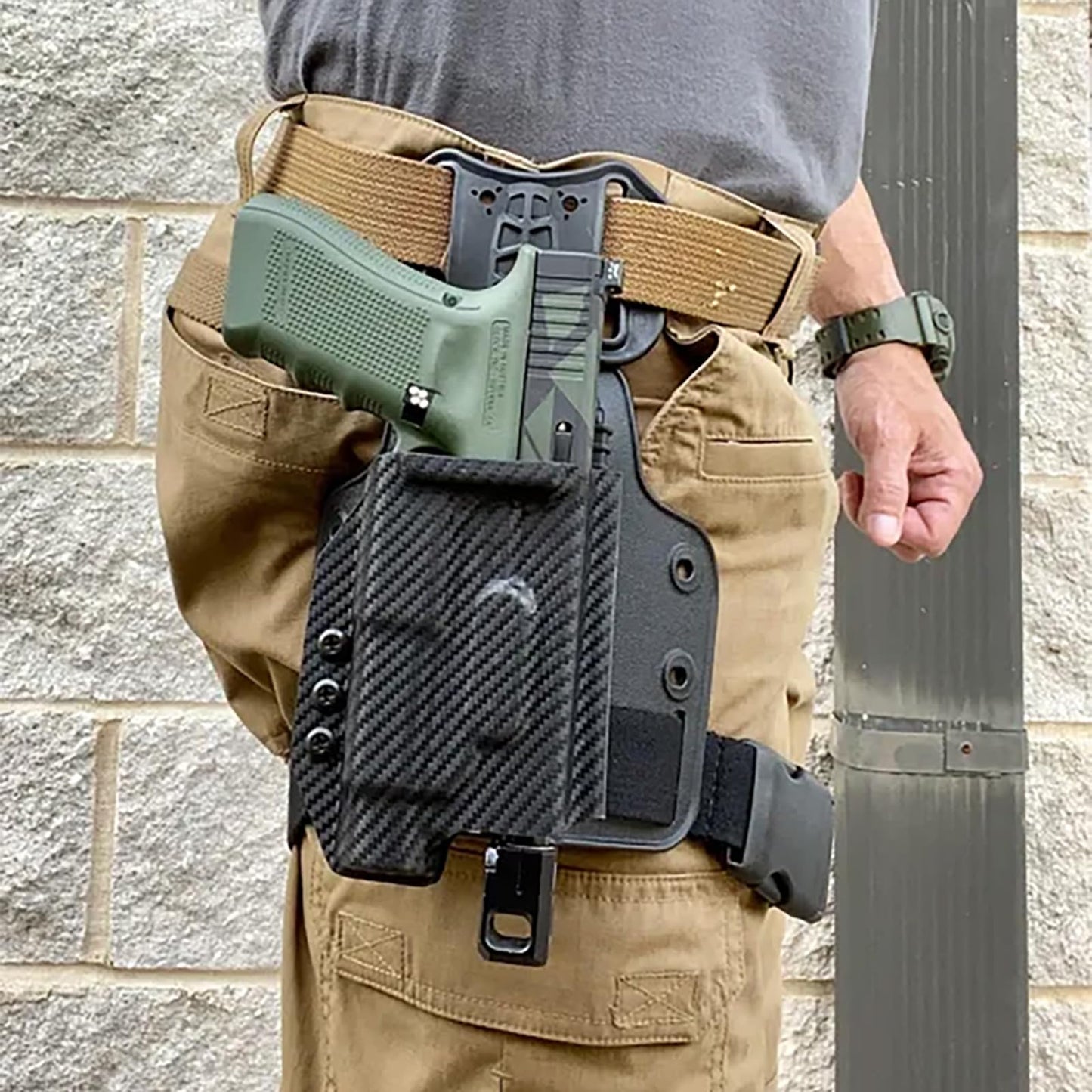 WGLILO Drop Flex Adapter and QLS 19 22 for Quick Lock System Kit with Single Strap Platform Leg Guard for Holsters, Black