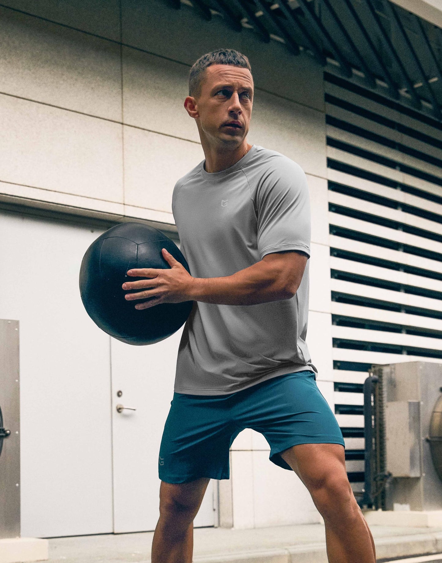 G Gradual Men's Athletic Workout T-Shirts Moisture Wicking Cooling Running Shirts Short Sleeve Performance Tee for Gym Tennis(Light Grey,XXL)