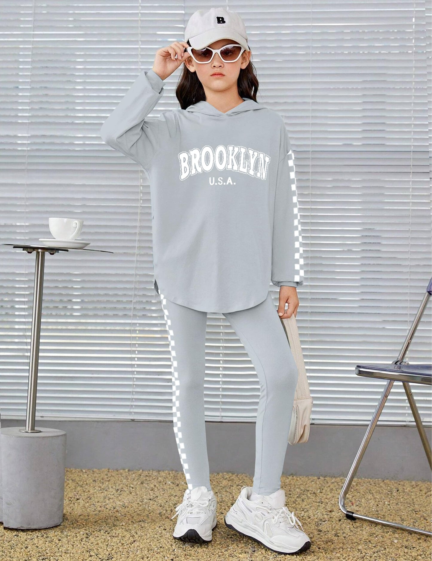 KANGKANG Teen Girl Clothes, Girls Clothes Size 10 12 Fall Winter Outfits Trendy Graphic Gray Hooded Sweatsuits Tops + Sweatpants 2Pcs Girls' Clothing Sets