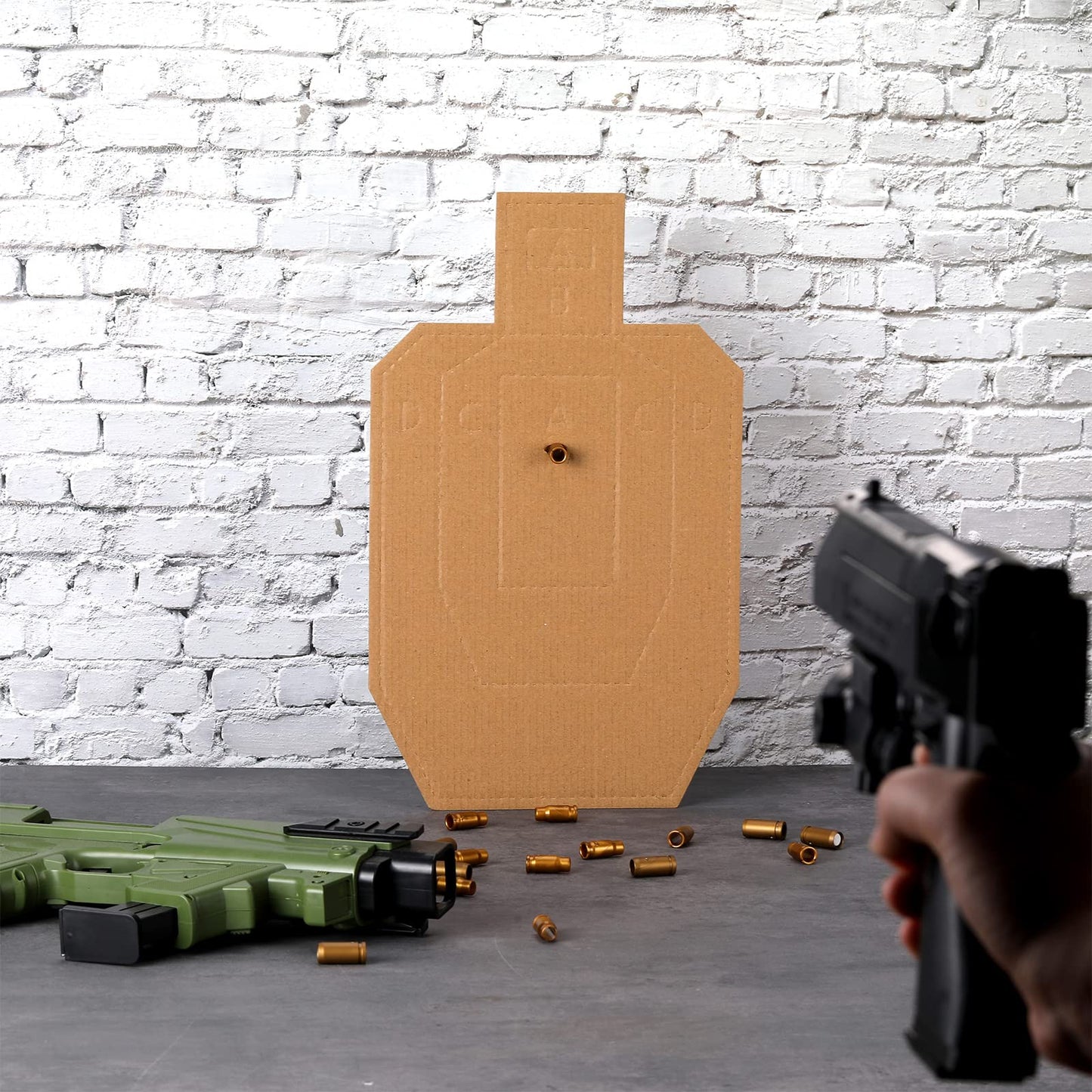Hungdao 40 Pcs 40/100 Pcs IPSC Cardboard Targets for Shooting Classic Silhouette Targets for The Range Tactical Practice Competitions Tactical Training (30 x 18 Inch)