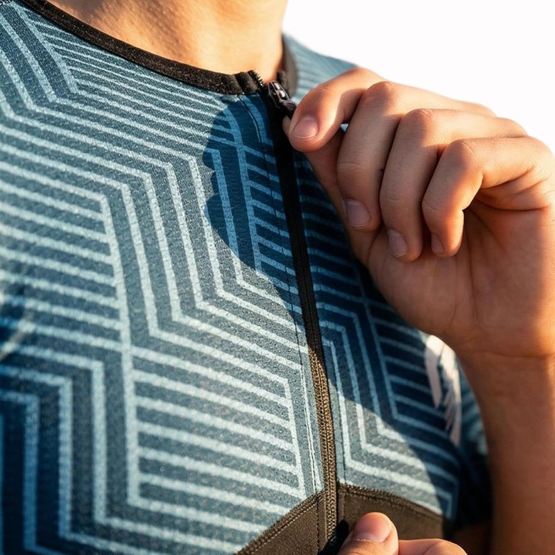 Men's Aerodynamic Triathlon Suit - Lightweight Sleeved Trisuit with Premium FX Fabrics | 2 Pockets