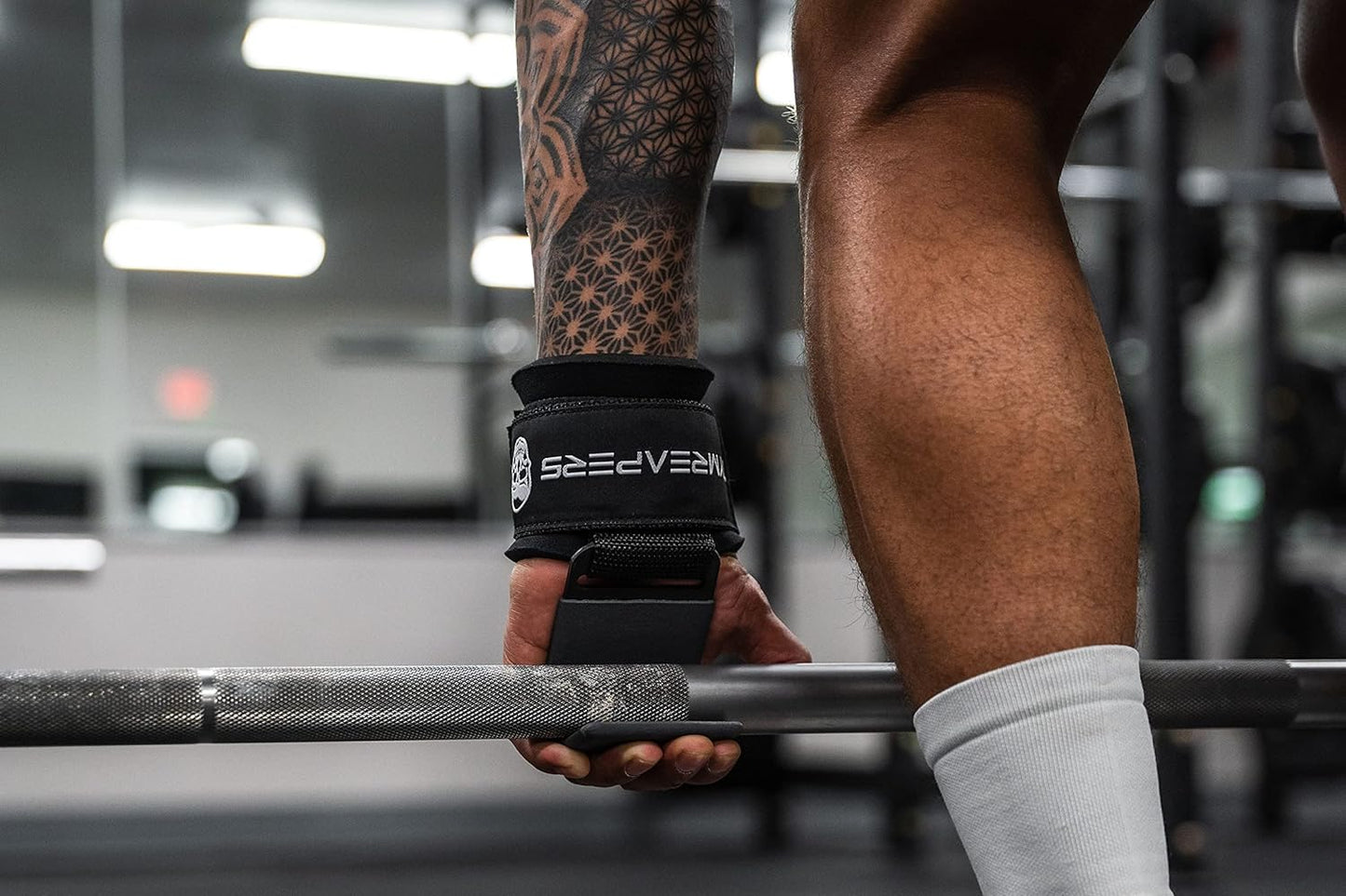 Weight Lifting Hooks - Heavy Duty Power Wrist Straps for Deadlifts & Pull-Ups | Gym Gloves for Men & Women