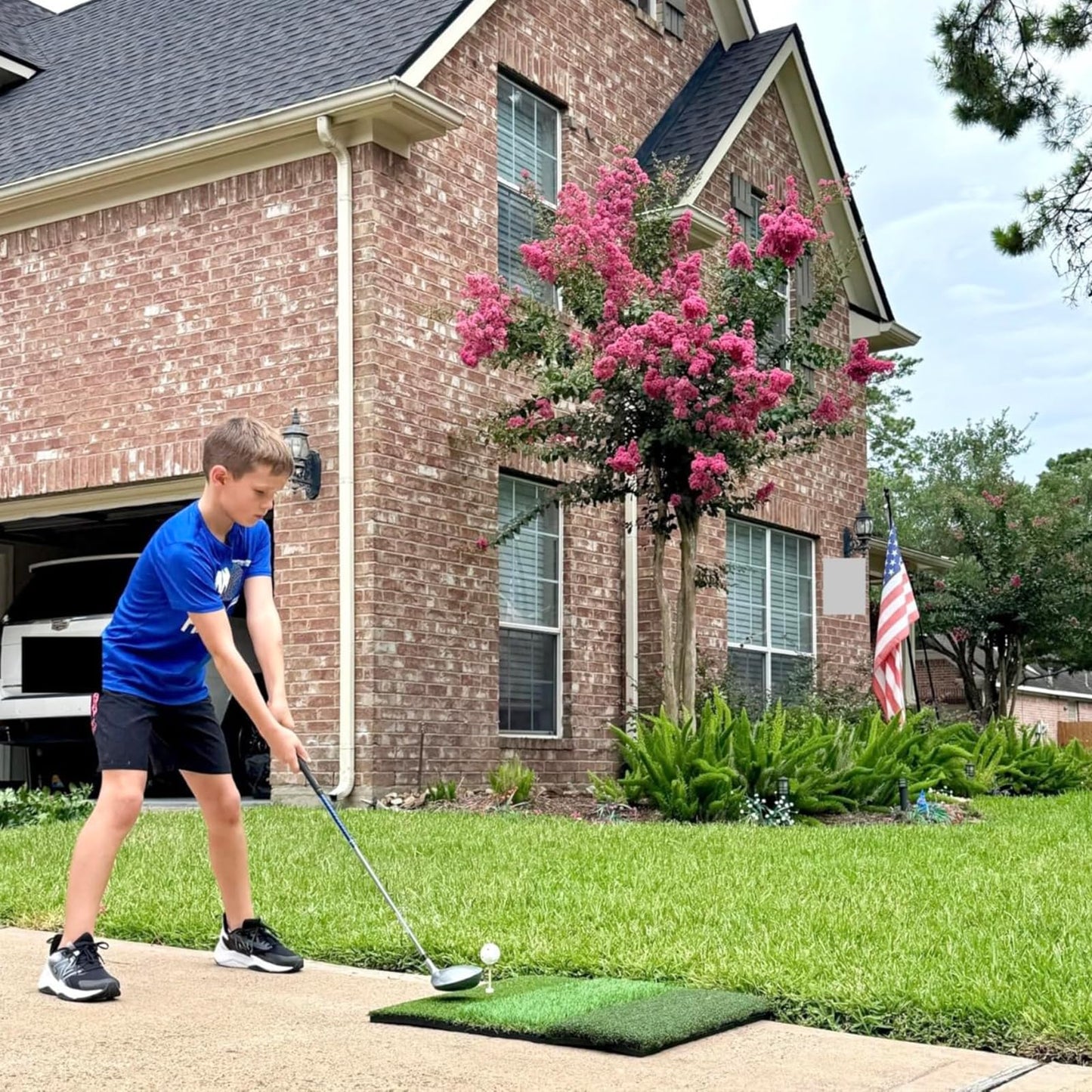 HOYWOUL Golf Practice Mat 12"x24" Golf Hitting Mat Portable Training Matt Indoor Outdoor Chipping Putting Training Mats for Backyard Garage – Gift for Golfers, Beginners & Pros