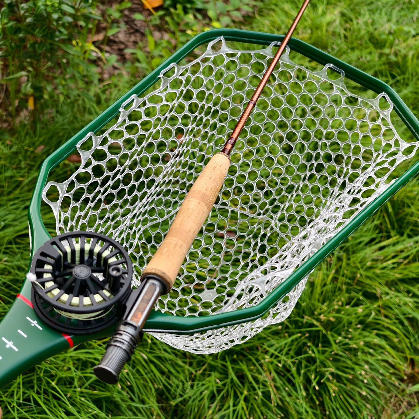 Aventik Floating Fly Fishing Net – Carbon Fiber Lightweight Landing Net with Clear Rubber Ghost Mesh for Trout – Catch and Release Friendly (Green with Standard Handle)