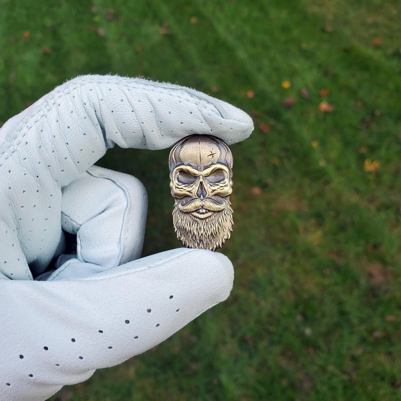 Kolorspun Golf Ball Marker with Magnetic Hat Clip (Beard Skull)