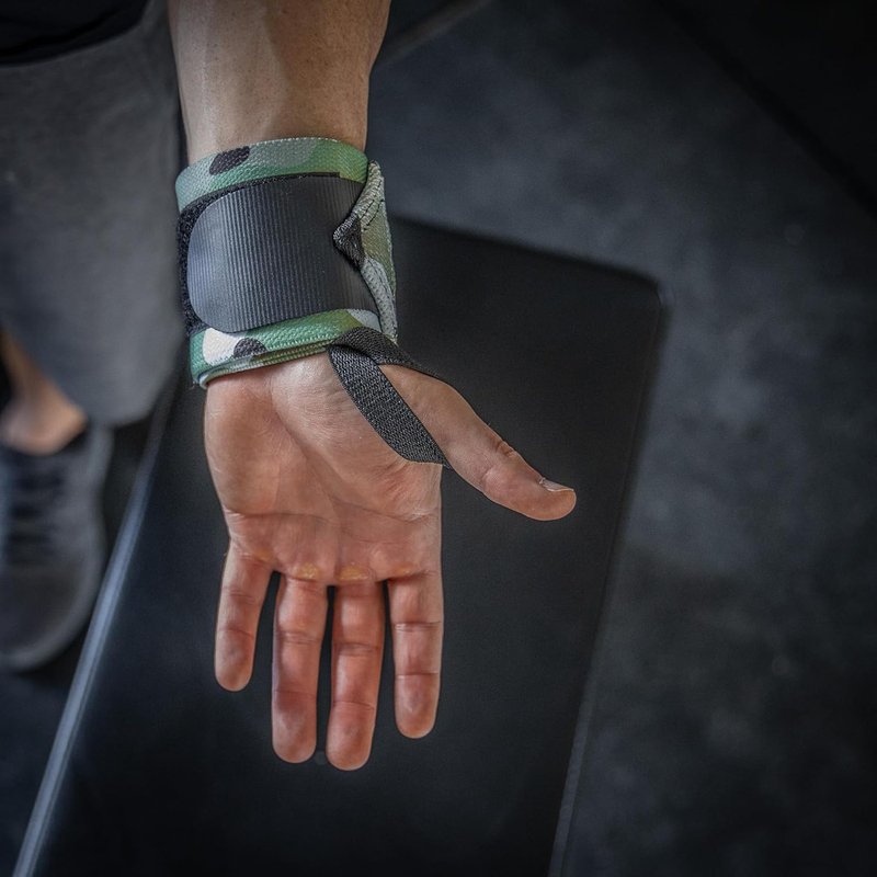 Iron Infidel Wrist Wraps - 18" Heavy Duty Support for Weightlifting | Ideal for CrossFit, Powerlifting, Gym Workouts