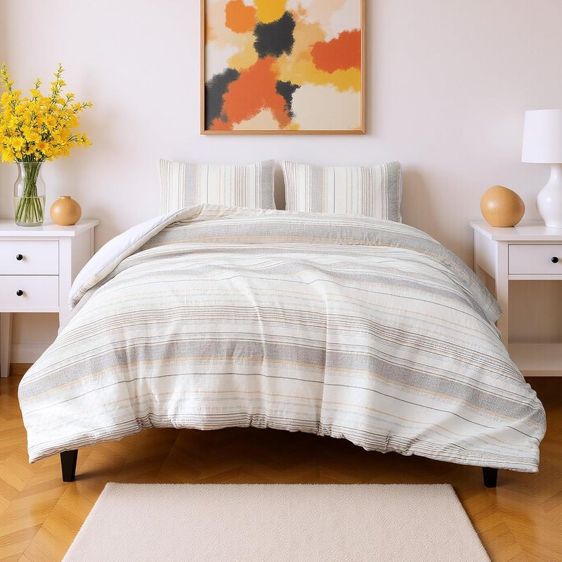 Comforter Set - 3-Piece Jacquard Bedding with 2 Pillow Shams | Queen Size, Beige Striped