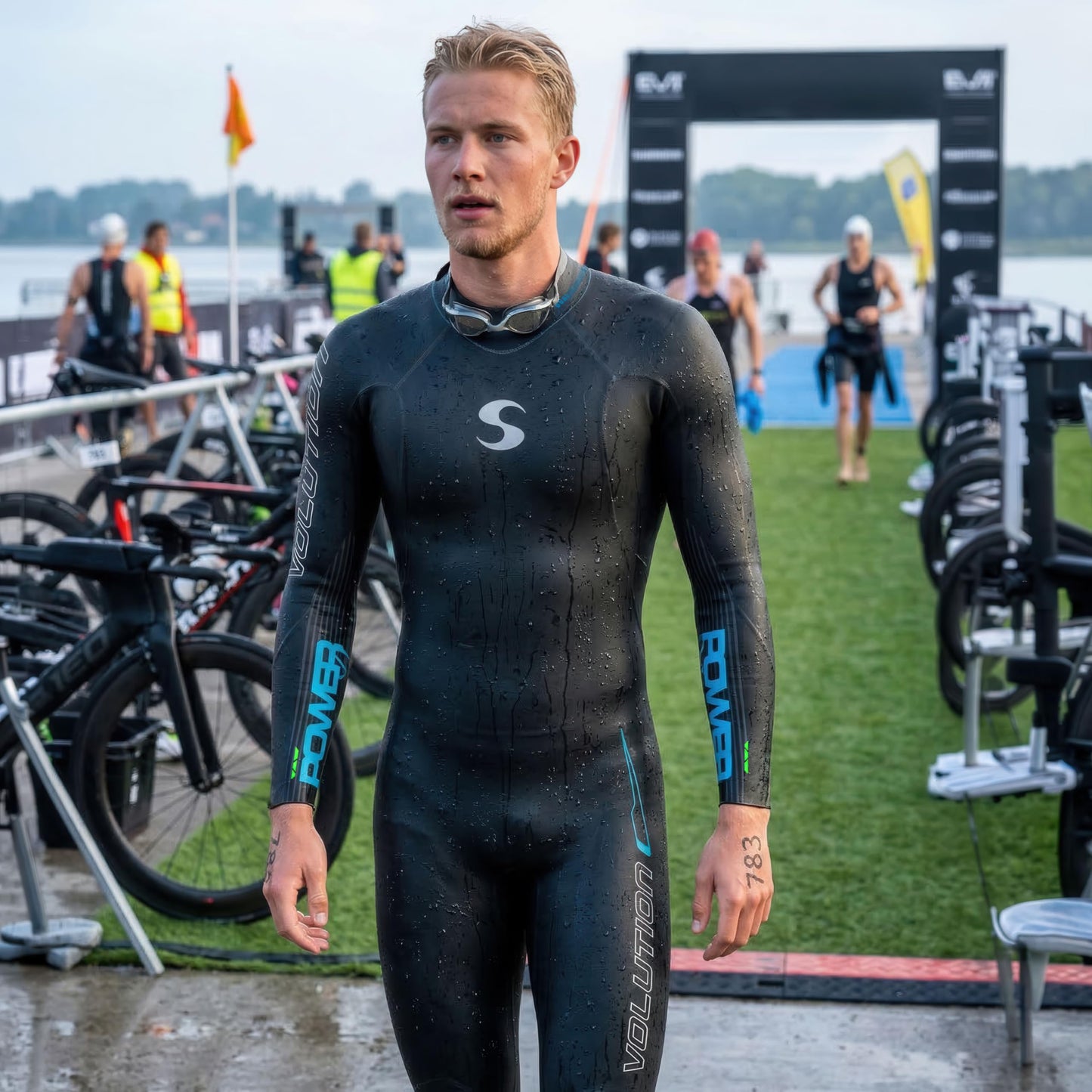 Synergy Triathlon Wetsuit - Volution 3/2mm Full Sleeve for Open Water Swimming (Men, Men's L1)