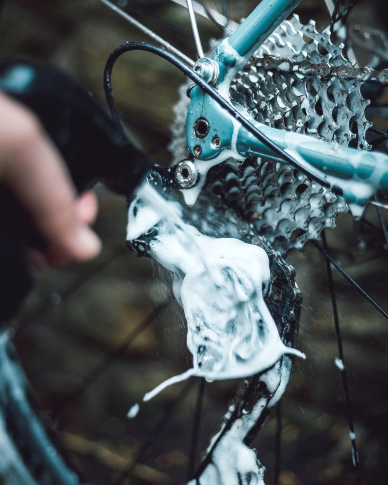 Peaty's Foaming Drivetrain Degreaser- High Strength Biodegradable Bicycle Cassette and Chain Cleaner, 1 Liter / 33.8 oz