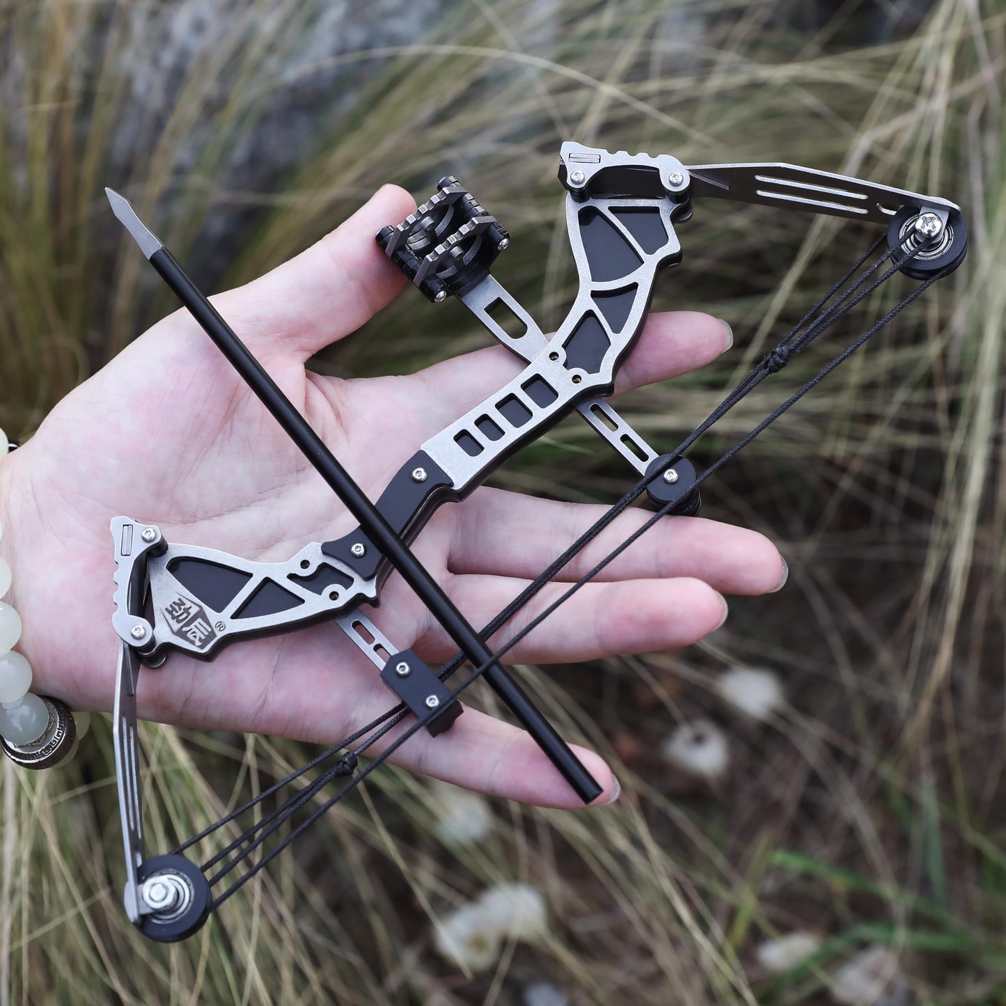 ZSHJGJR 6"/7.4"/7.9"/8.6"/8.8"/9.5" Mini Archery Bow Set Mini Compound Bow Mini Hunting Bow Right/Left Handed for Hunting Shooting Practice Archery Entertainment Fun (9.5" Bow)