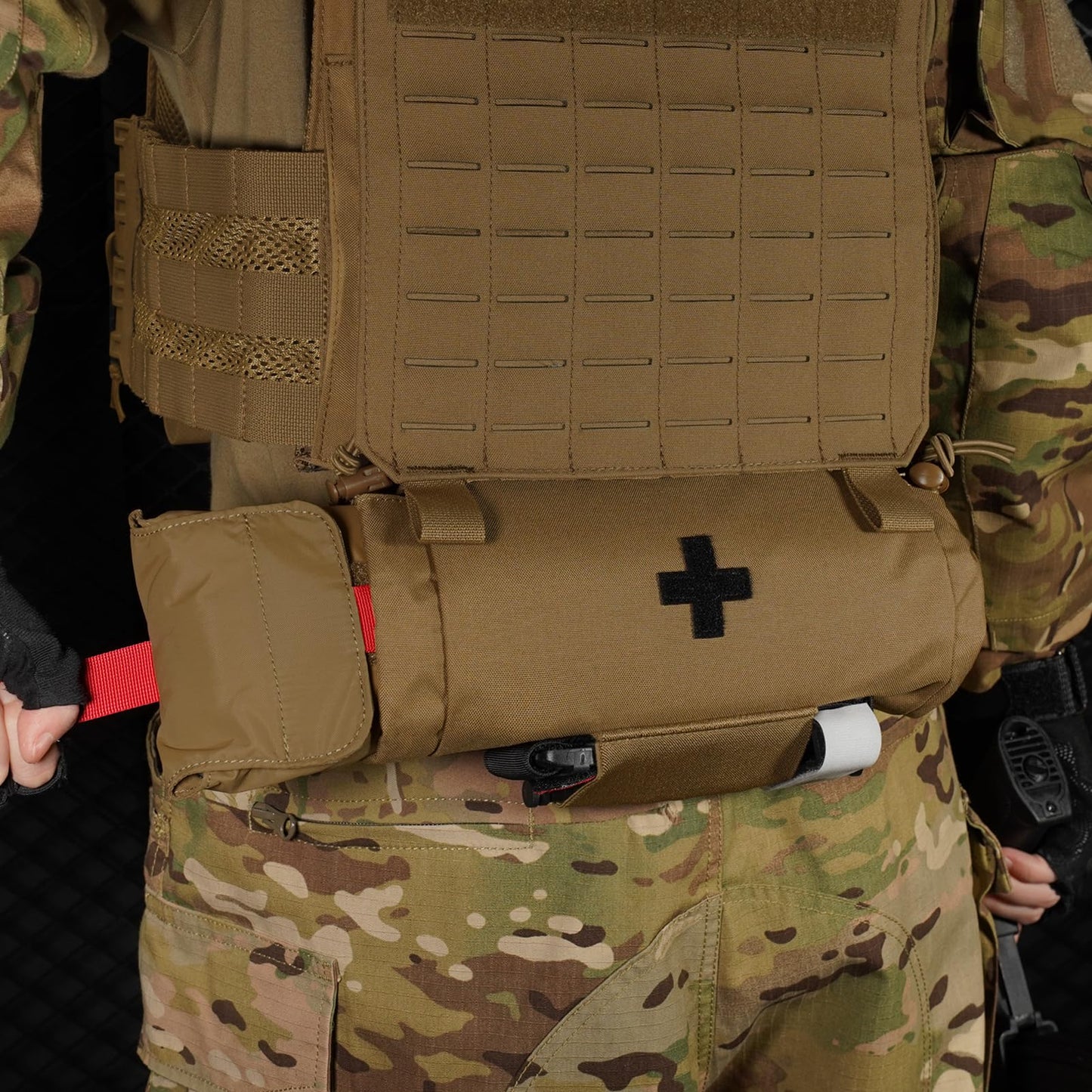 PETAC GEAR Tactical First Aid Drop Dump Pouch, Micro Medical Trauma Roll Up Drop Pouch EMT IFAK Sub Abdominal Carrying Bag with Hook-N-Loop (CB)