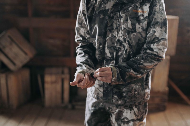 Muddy Outdoors Men's TRX Lightweight Rain Jacket Veil Canyon Gray 2XL