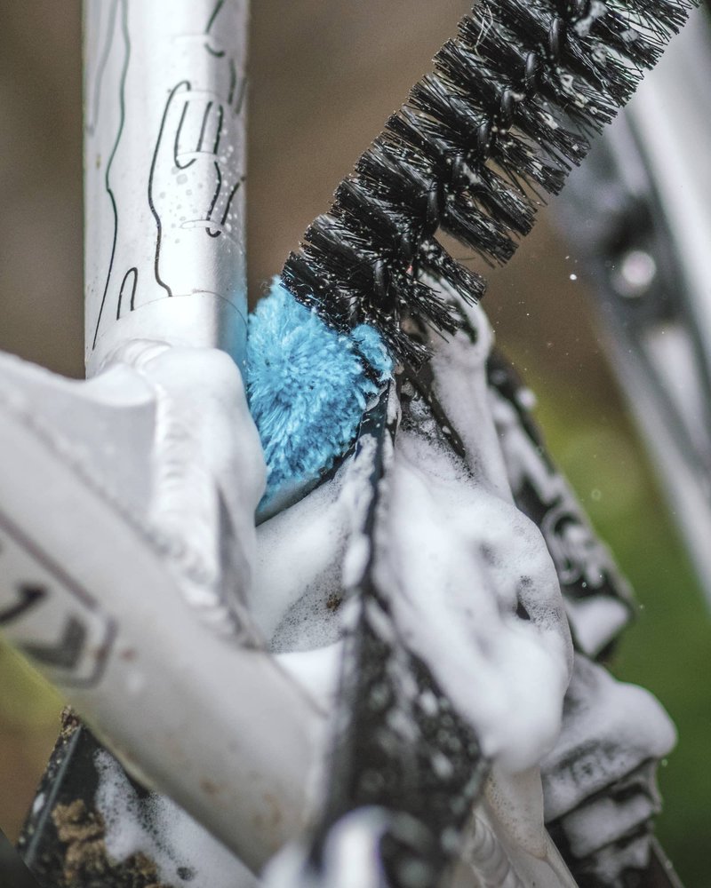 Peaty's Bicycle Cleaning Detailer Brush