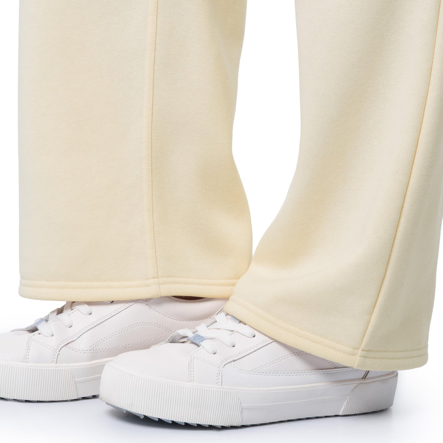 Fruit of the Loom Women's Wide-Leg Fleece Sweatpants, Buttercream, Large