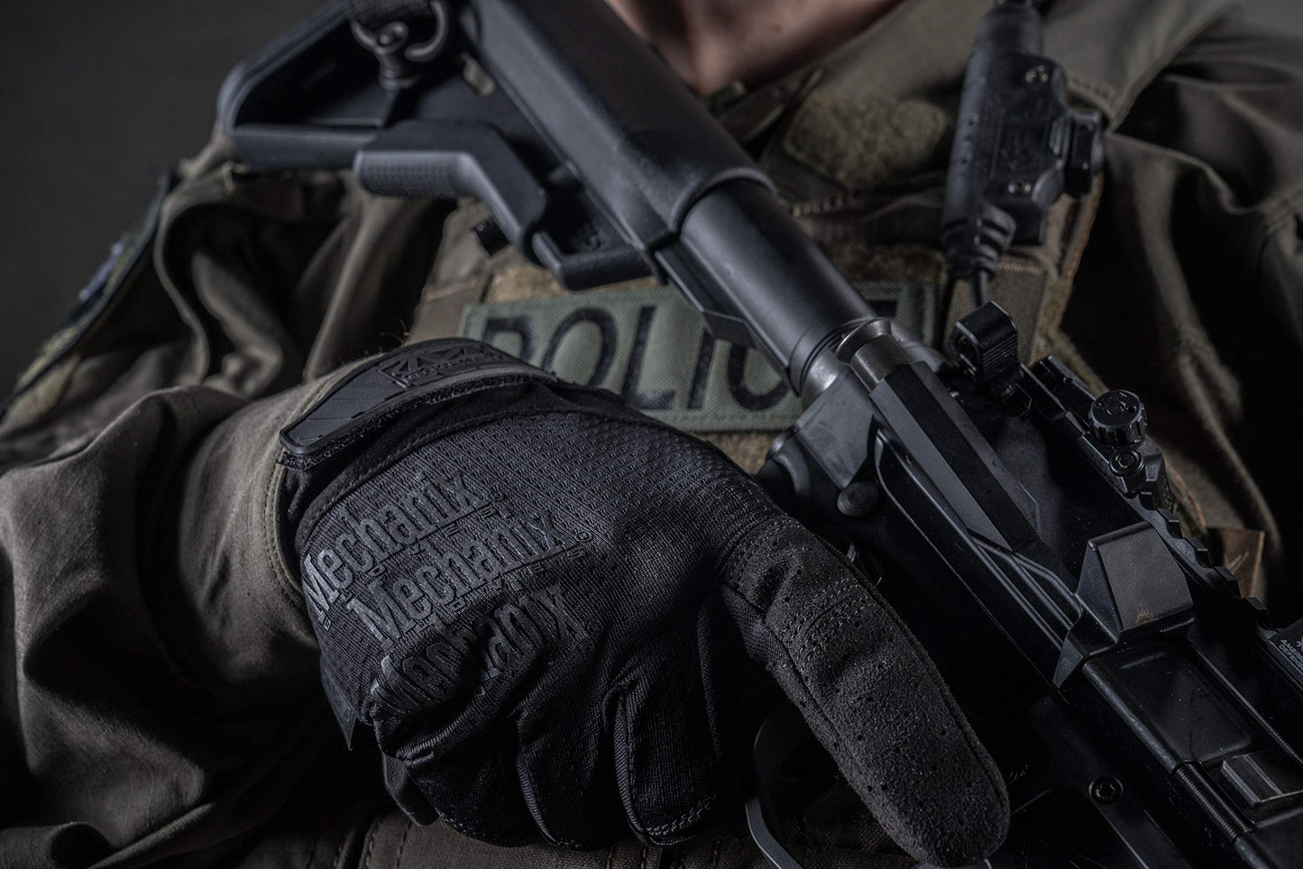 Mechanix Wear: Tactical Specialty Vent Tactical Gloves, Touch Capable, High Dexterity, Gloves for Airsoft, Paintball, and Field Work, Work Gloves for Men (Black, Small)