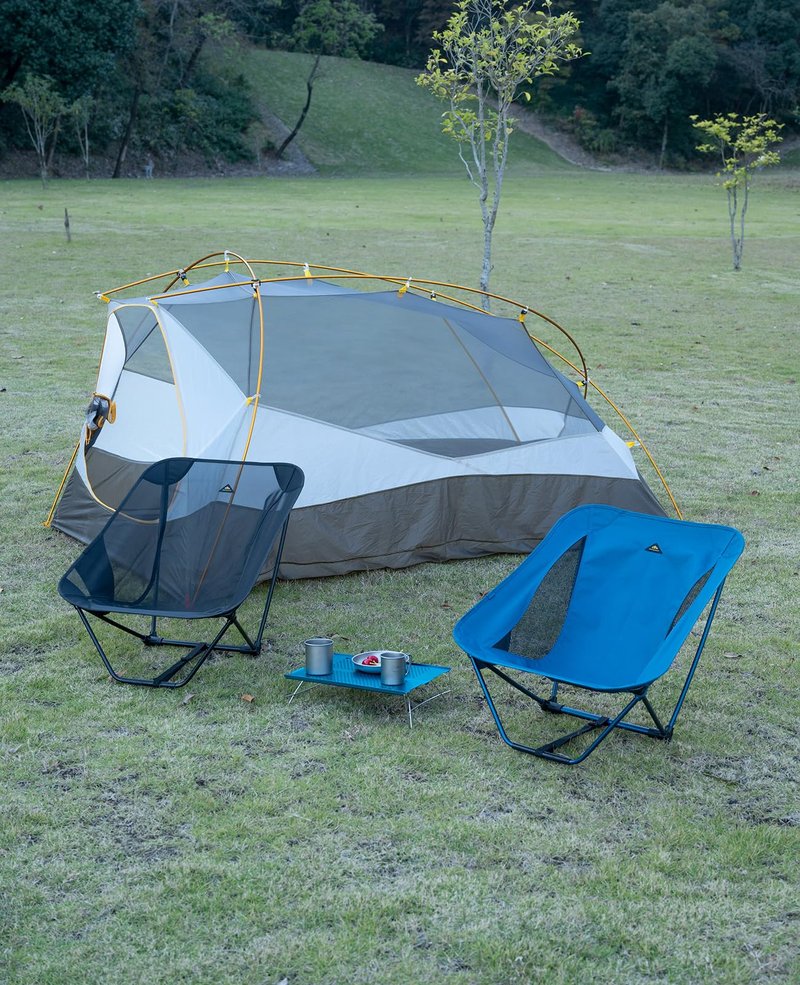 iClimb Low Ultralight Compact Camping Folding Chair with Side Pocket and Carry Bag (Blue)