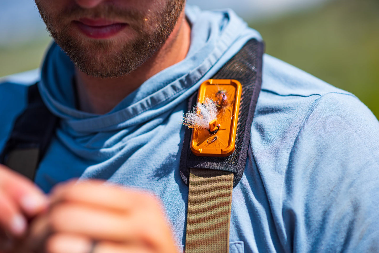 Cling Fishing Products Mag Grab Doublestack – Compact Magnetic Fly Holder/Fly Patch & Organizer for Fly Fishing Vest, hat, Waders and Fishing Packs