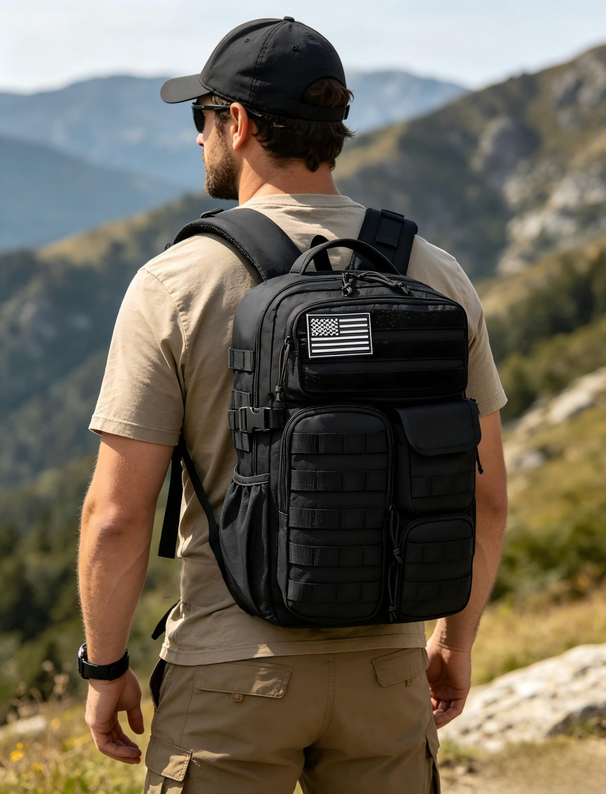 Wotony Tactical Backpack - Military waterproof backpack with multiple pockets and tactical gear for the outdoors (light coffee, 25L)