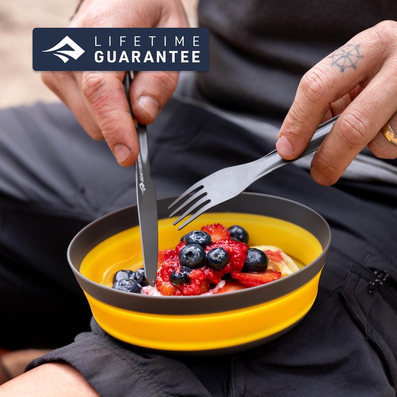Sea to Summit Frontier Ultralight Collapsible Dinnerware Set, 2-Person (2 Medium Bowls, 2 Large Bowls, 2 Cups)
